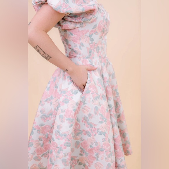 IVY CITY NWT PASTEL FLORAL IVANA DRESS 5X - Picture 8 of 9